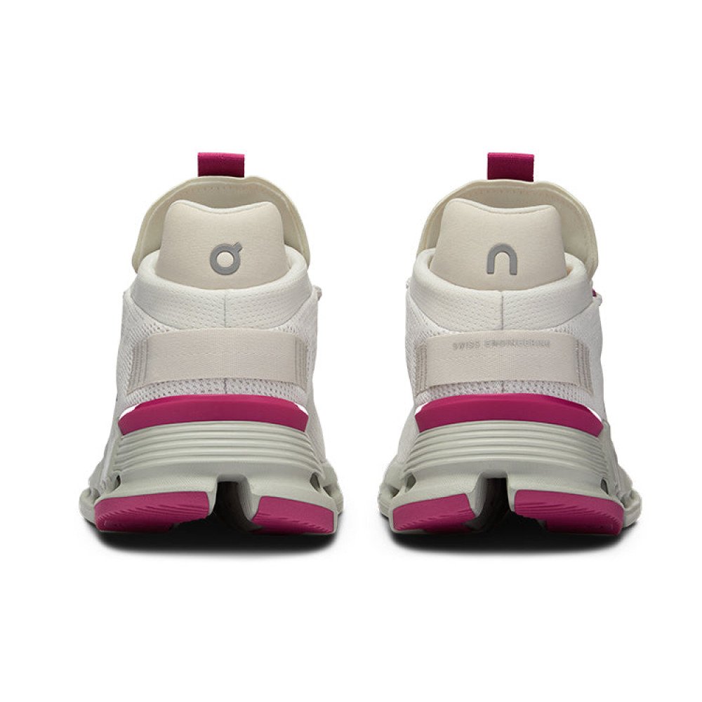 Cloudnova 'Undyed White Carnation'  Women